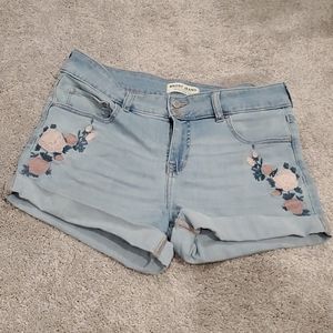 CUTE Bordy Jeans Shorts - 31W